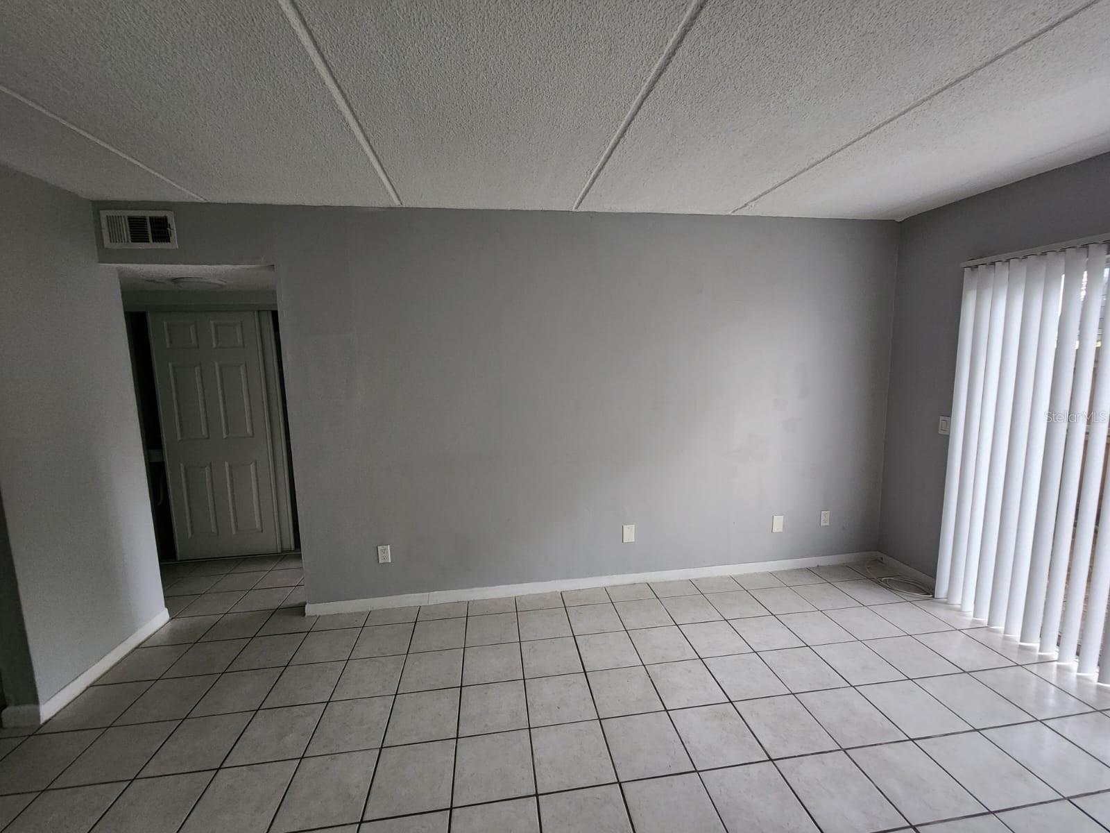 Image 5 of 8 For 101 Fernwood Avenue 1