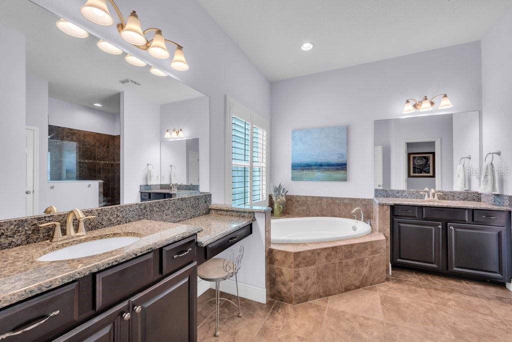 Image 16 of 49 For 5204 Sparrowglen Place