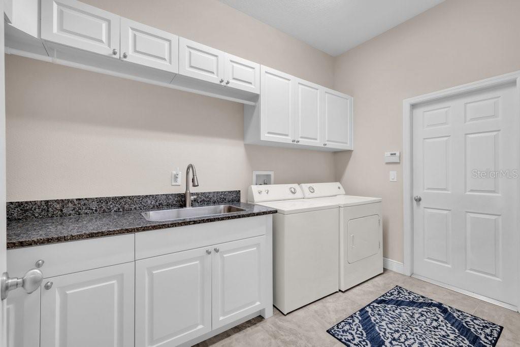 Image 22 of 49 For 5204 Sparrowglen Place