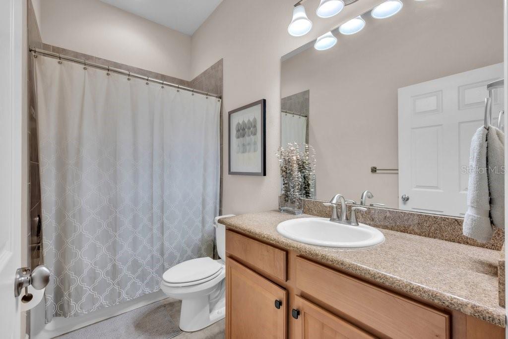 Image 24 of 49 For 5204 Sparrowglen Place