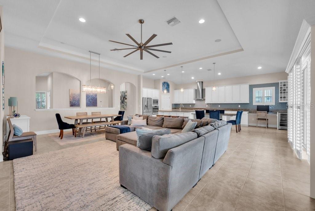 Image 4 of 49 For 5204 Sparrowglen Place