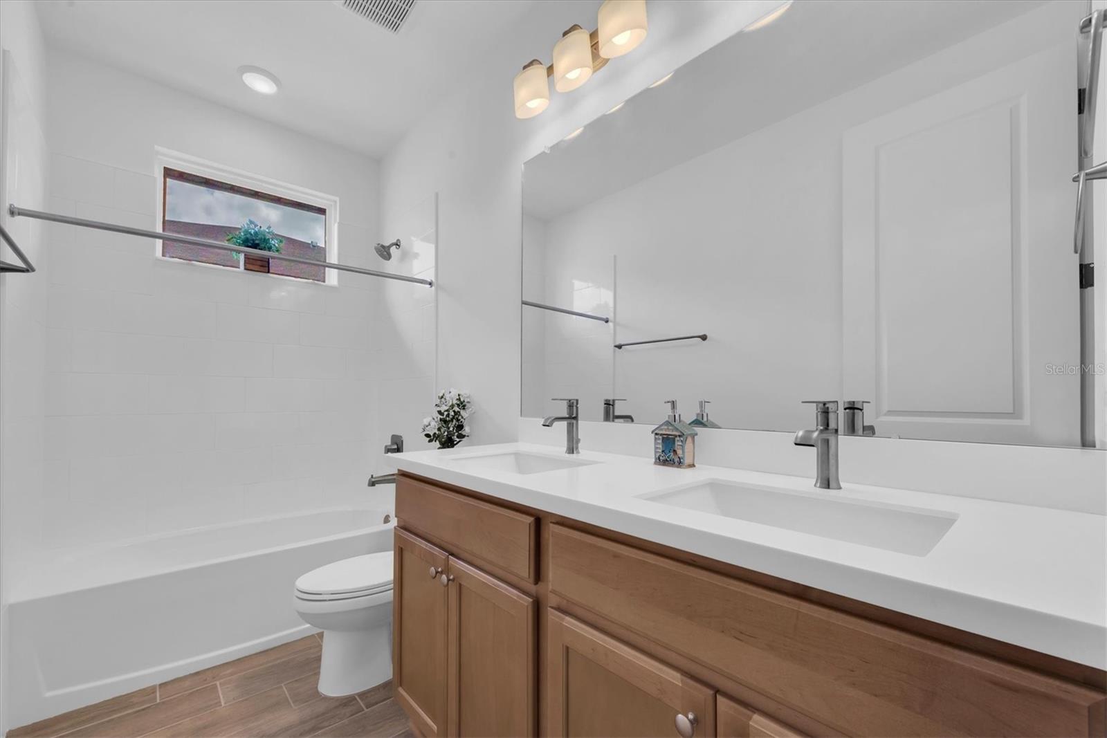 Image 11 of 43 For 12163 Stirrup Drive