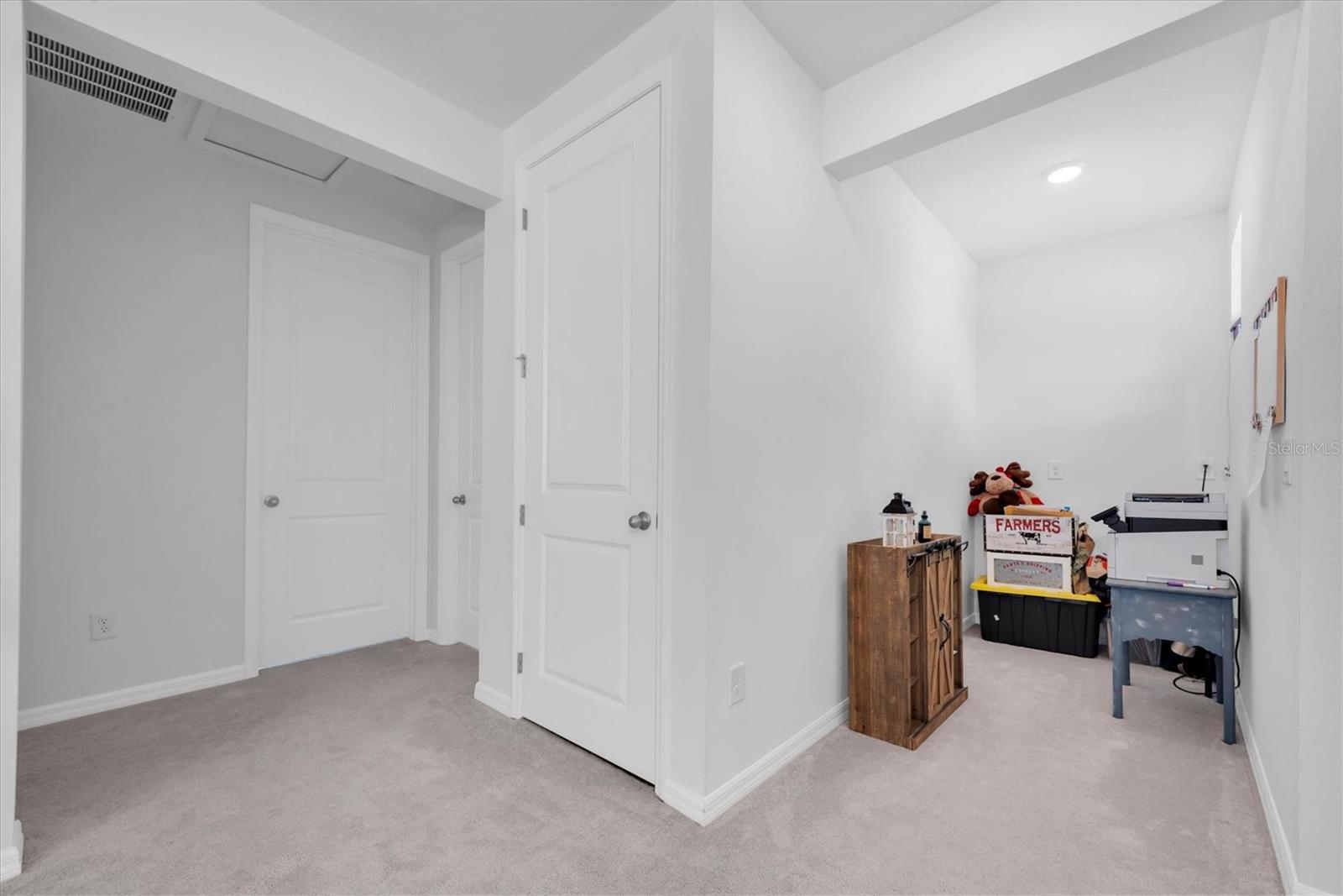 Image 18 of 43 For 12163 Stirrup Drive