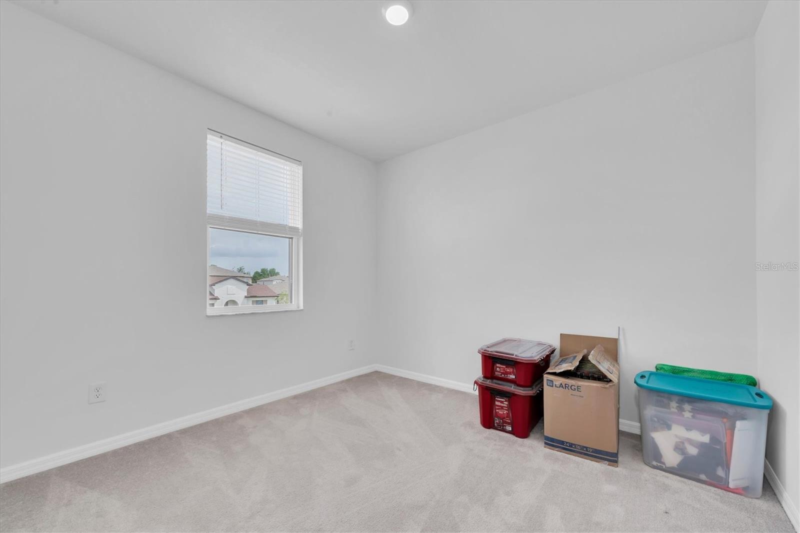 Image 27 of 43 For 12163 Stirrup Drive