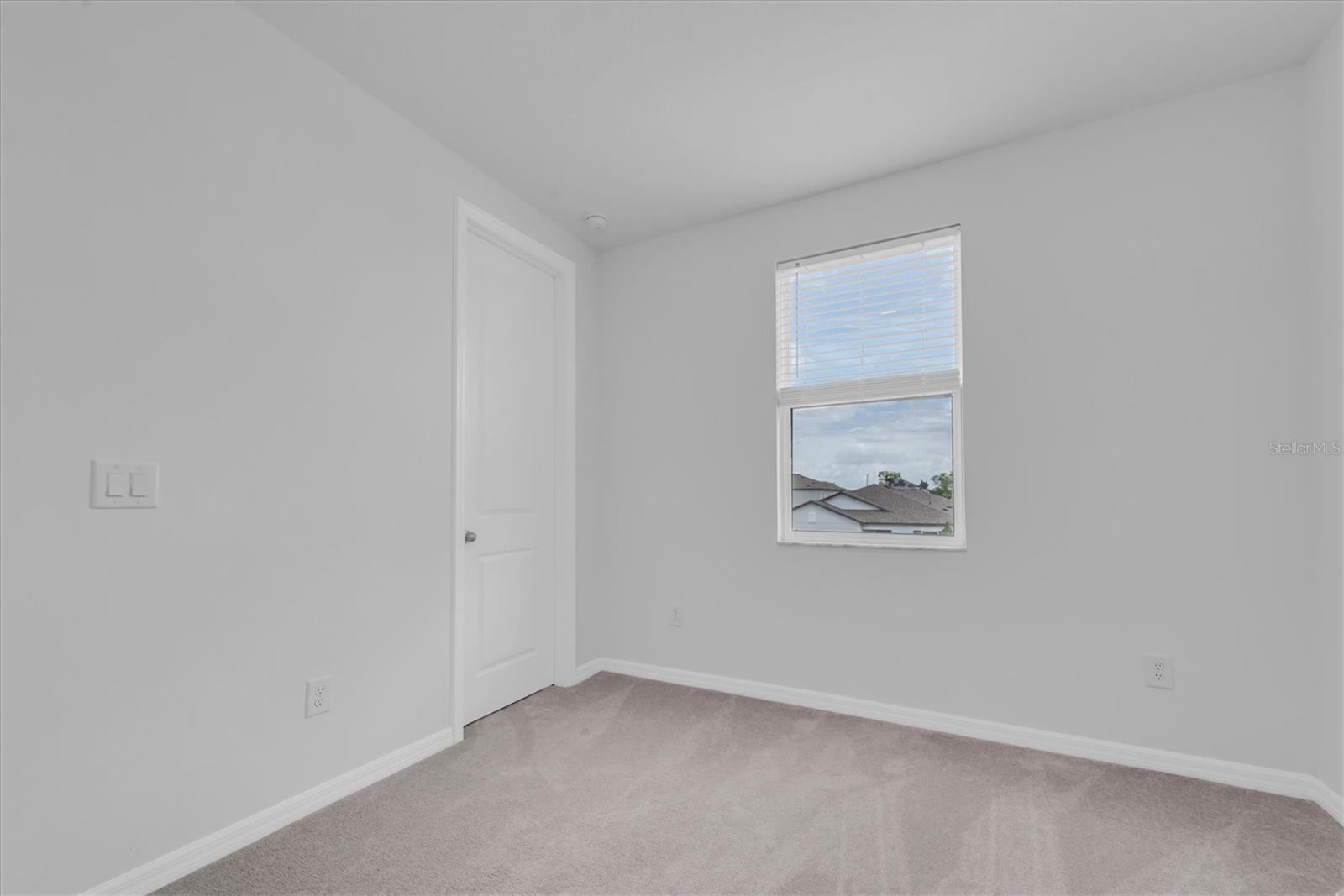 Image 28 of 43 For 12163 Stirrup Drive