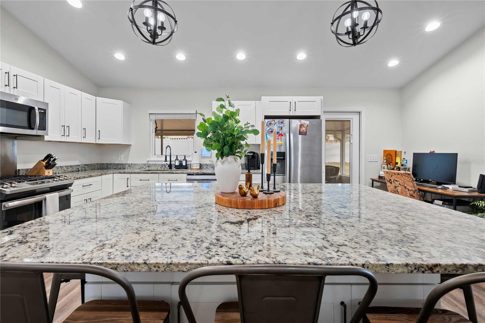 Image 10 of 34 For 12202 Meadow Lane