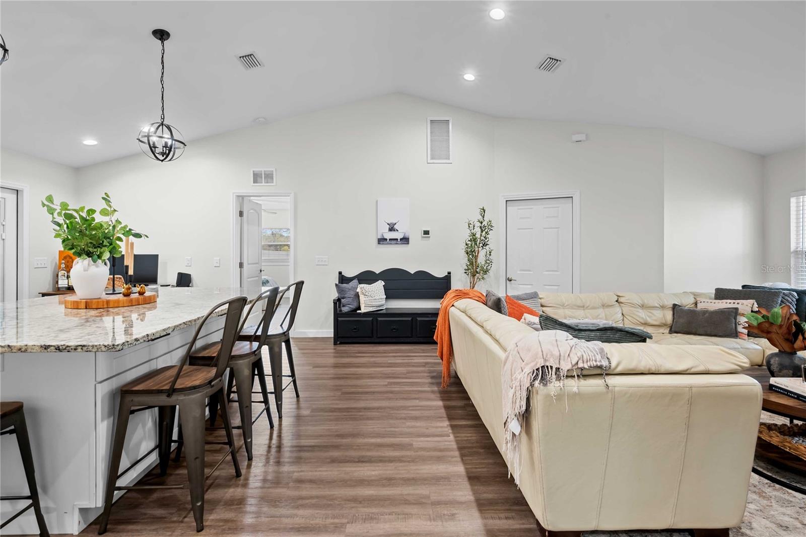 Image 11 of 34 For 12202 Meadow Lane