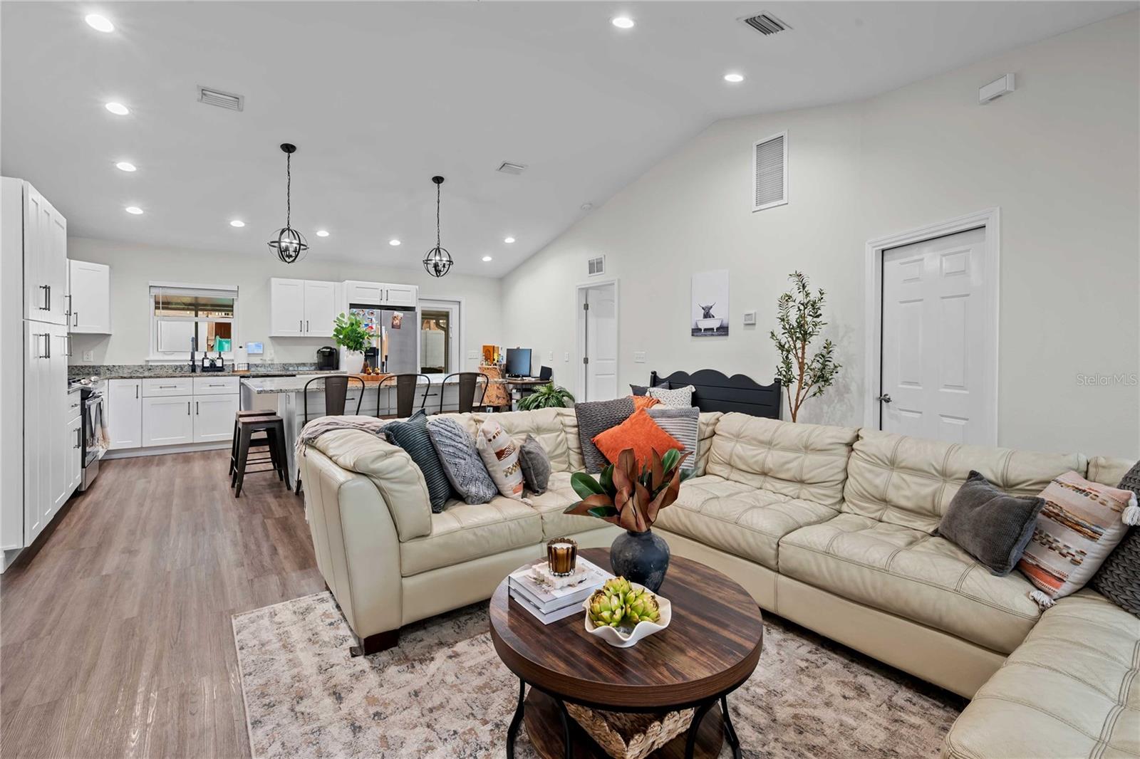 Image 13 of 34 For 12202 Meadow Lane