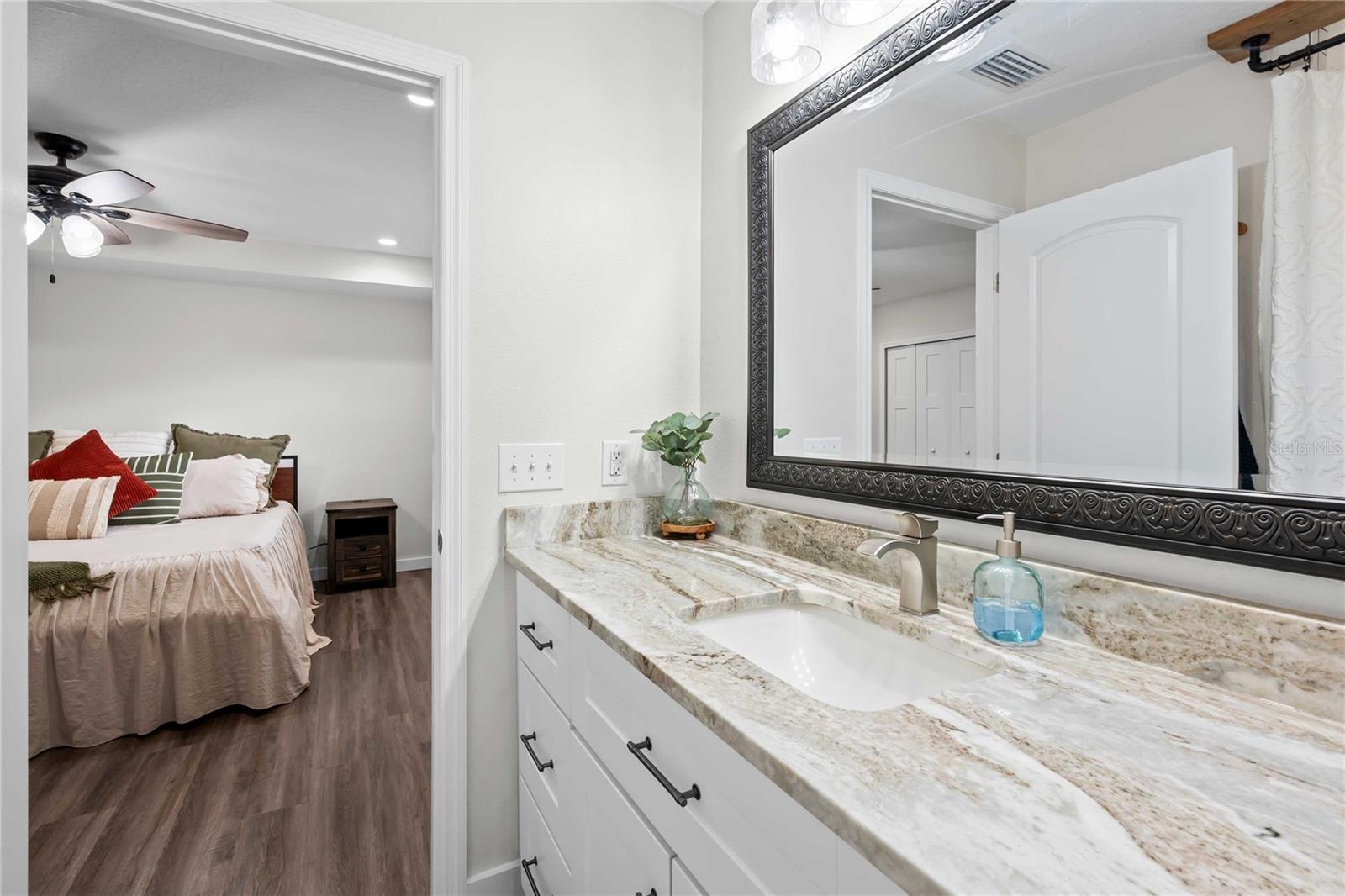 Image 18 of 34 For 12202 Meadow Lane