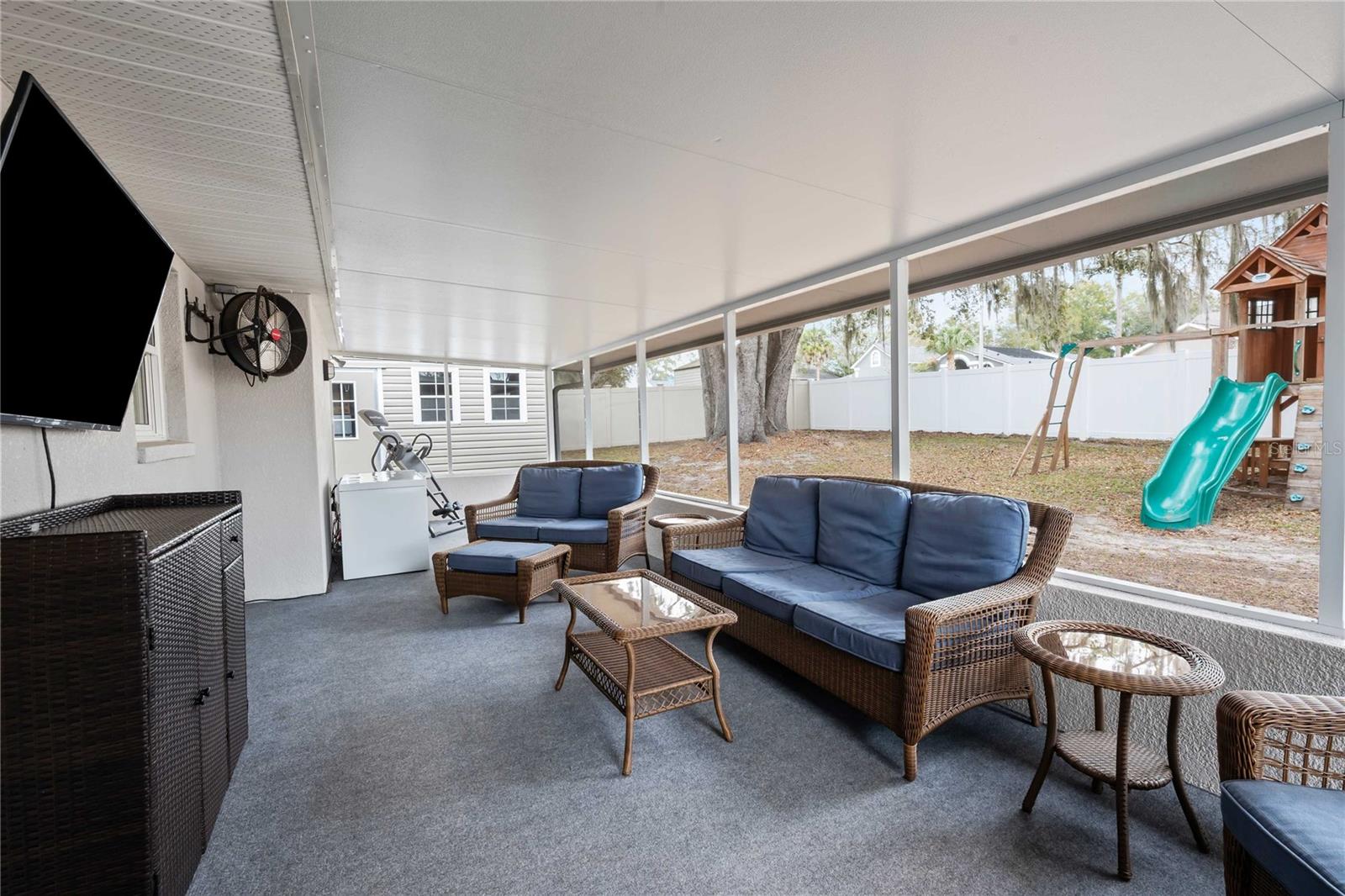 Image 27 of 34 For 12202 Meadow Lane