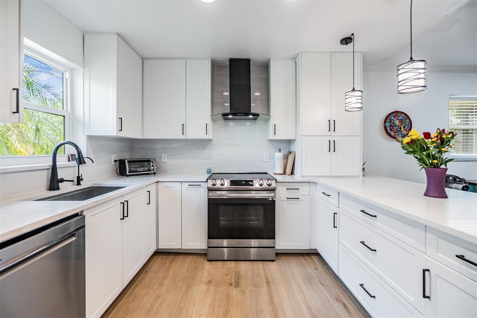 Image 13 of 37 For 1400 Tarpon Woods Boulevard E4