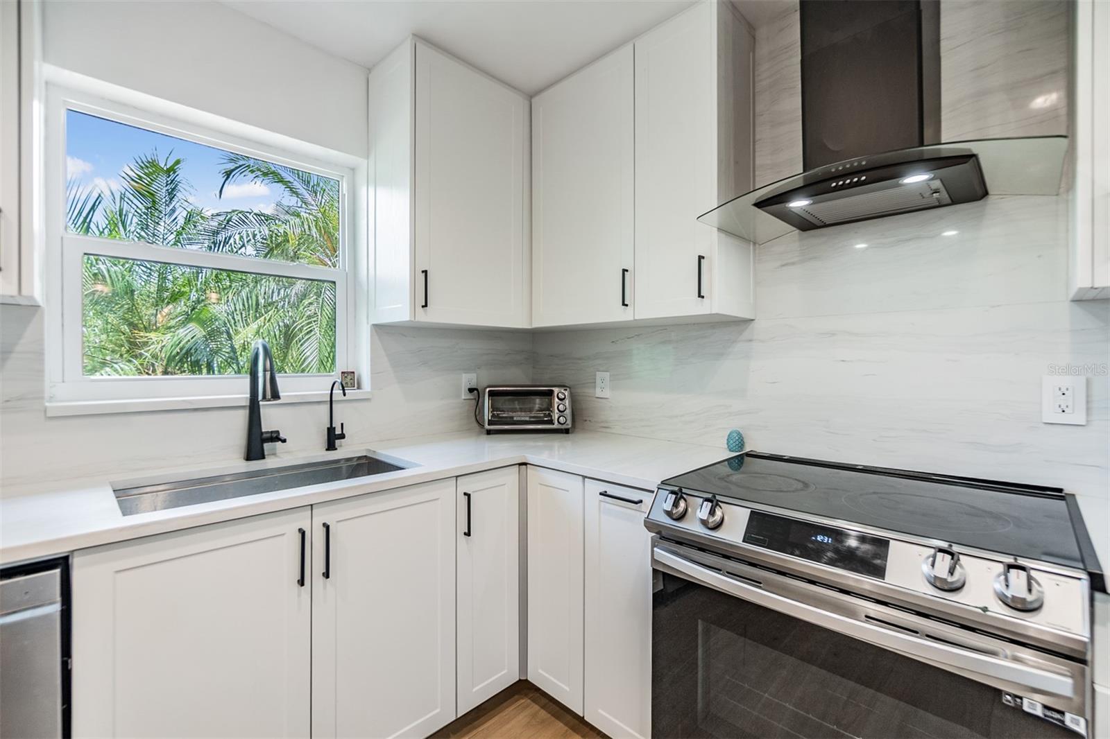 Image 14 of 37 For 1400 Tarpon Woods Boulevard E4