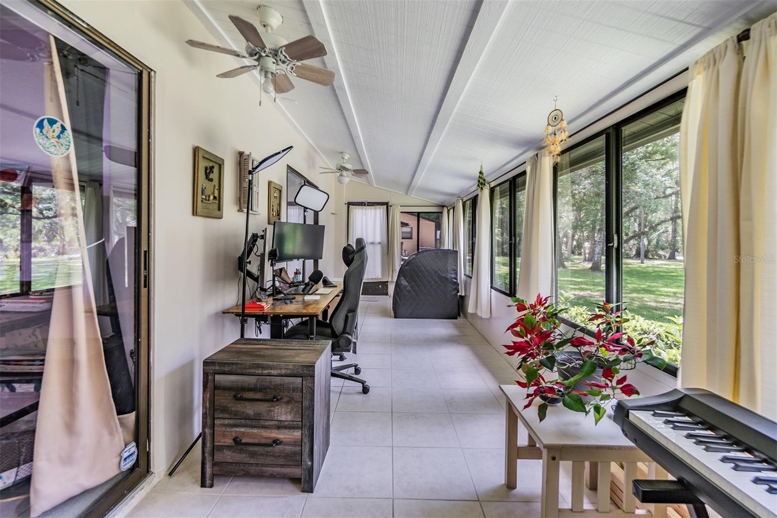 Image 22 of 37 For 1400 Tarpon Woods Boulevard E4