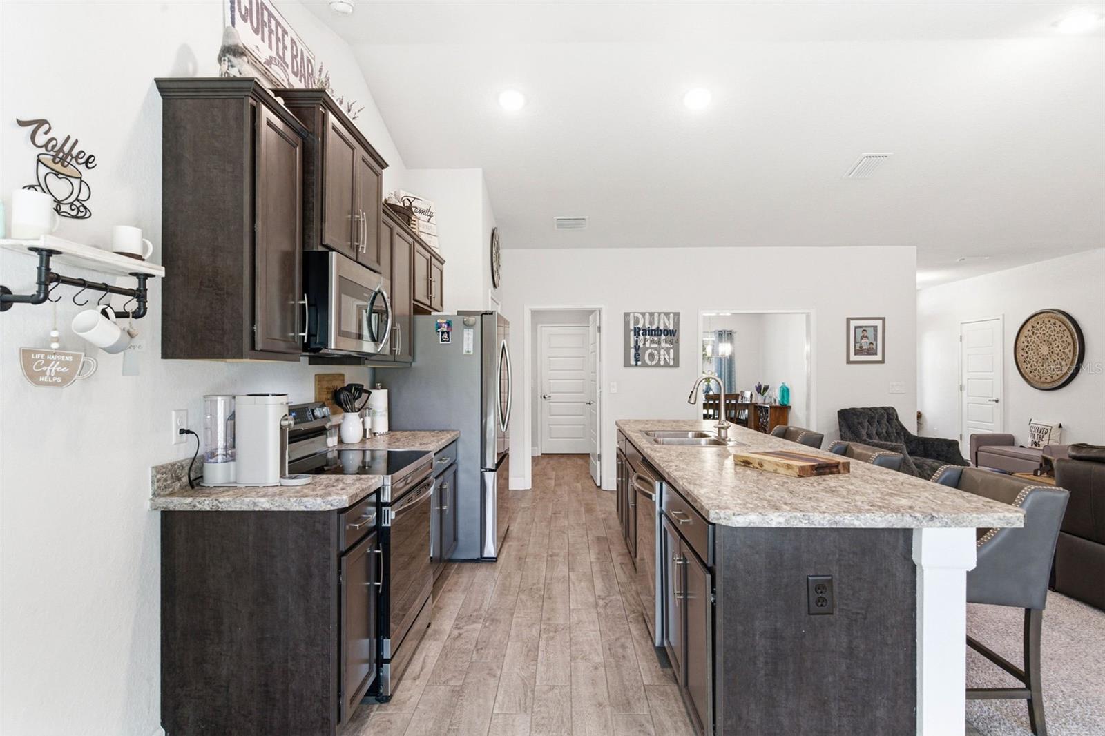 Image 17 of 42 For 47 Village Center Drive