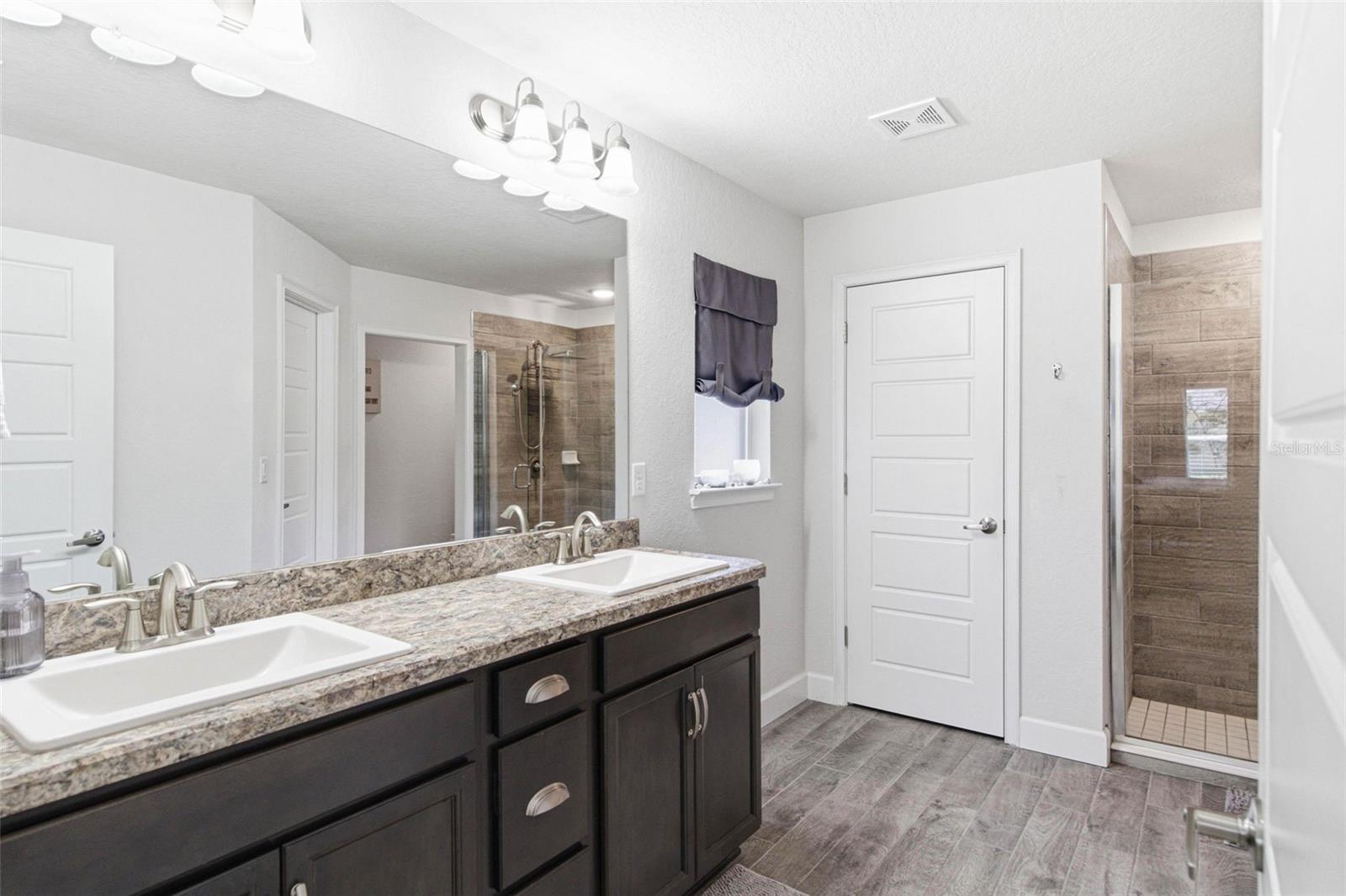 Image 23 of 42 For 47 Village Center Drive