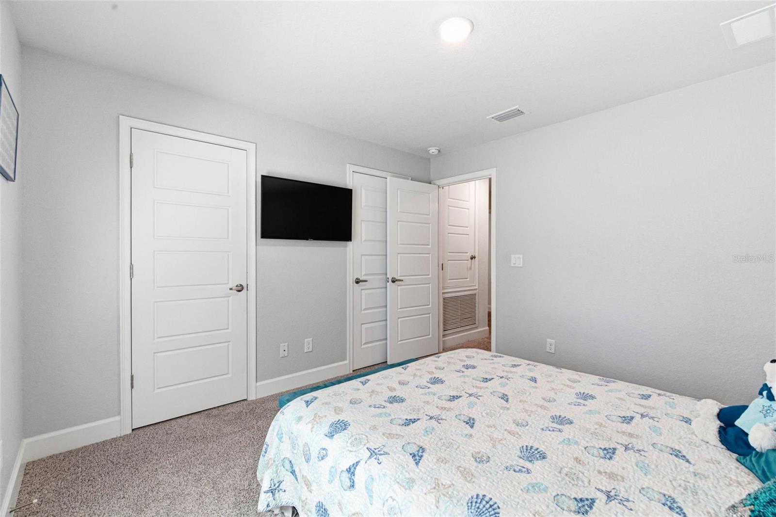 Image 31 of 42 For 47 Village Center Drive