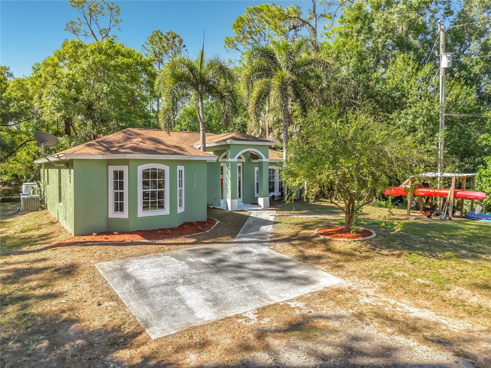 Details for 2730 68th Avenue Ne, NAPLES, FL 34120