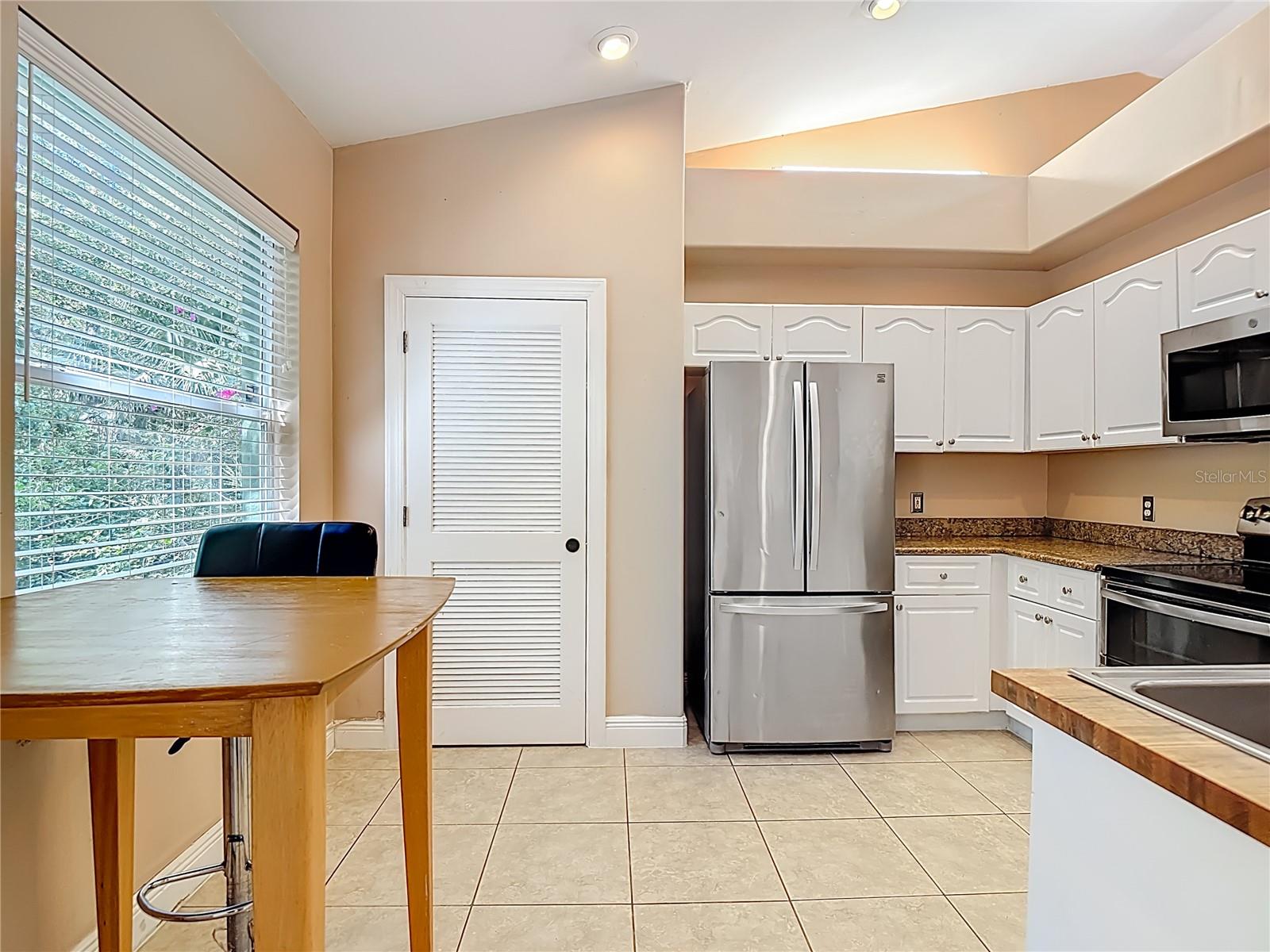 Image 19 of 86 For 2730 68th Avenue Ne