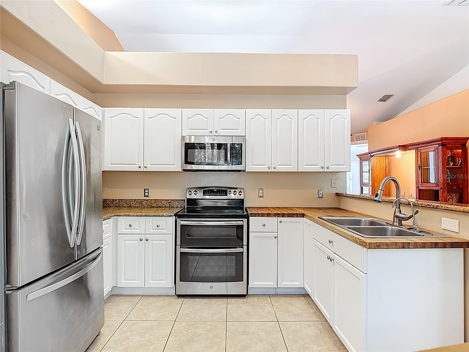 Image 22 of 86 For 2730 68th Avenue Ne