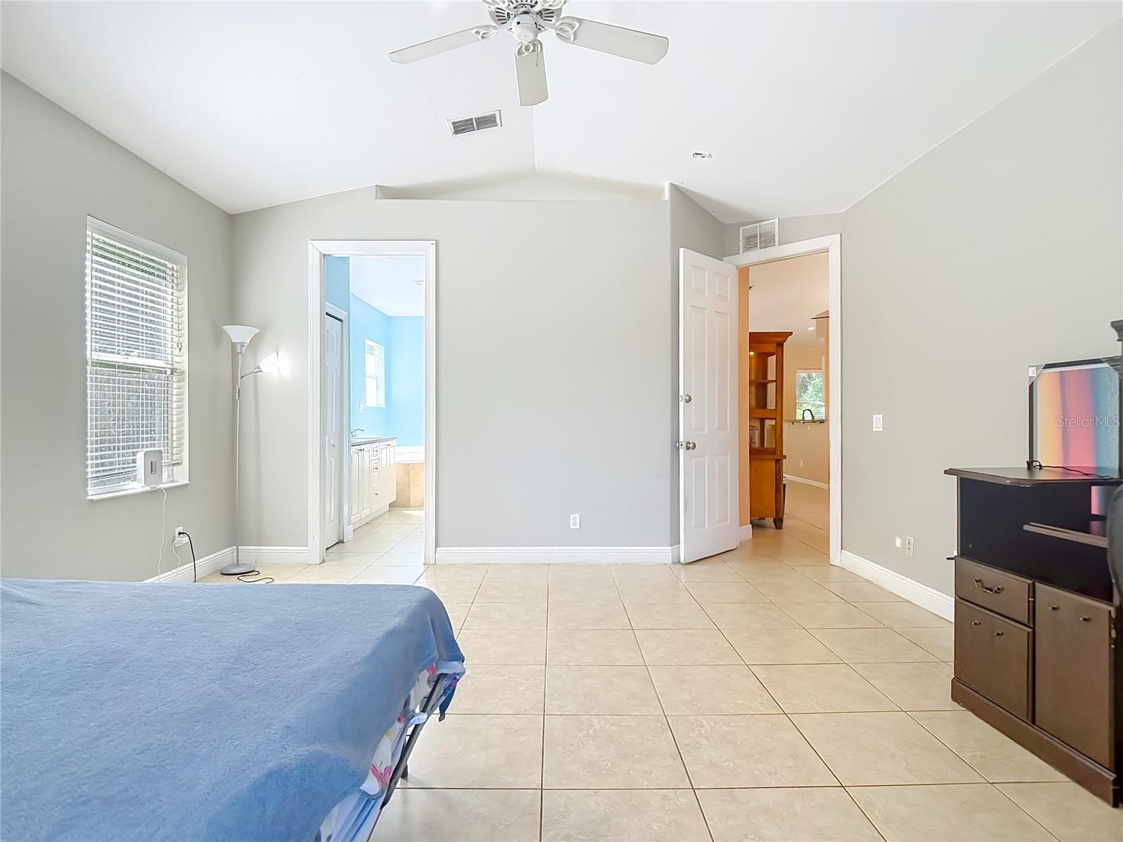 Image 27 of 86 For 2730 68th Avenue Ne