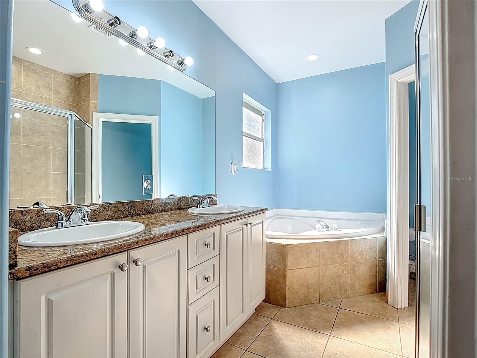 Image 30 of 86 For 2730 68th Avenue Ne