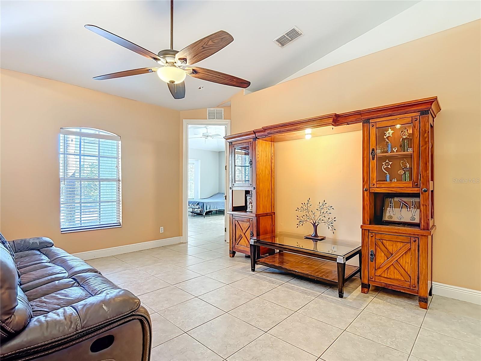 Image 8 of 86 For 2730 68th Avenue Ne