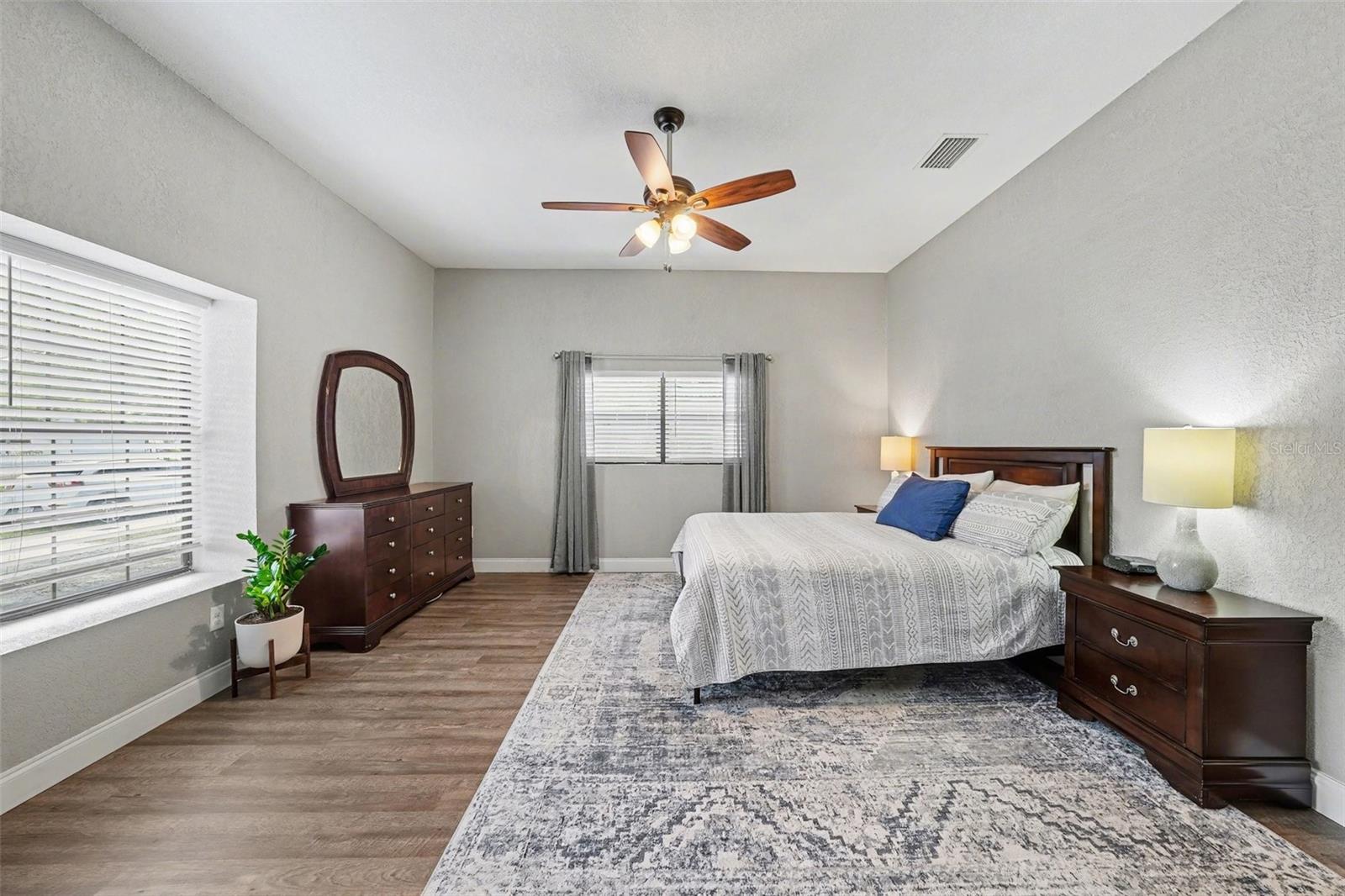 Image 15 of 30 For 6003 Himes Avenue