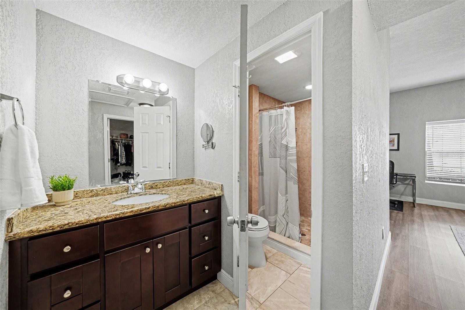 Image 17 of 30 For 6003 Himes Avenue