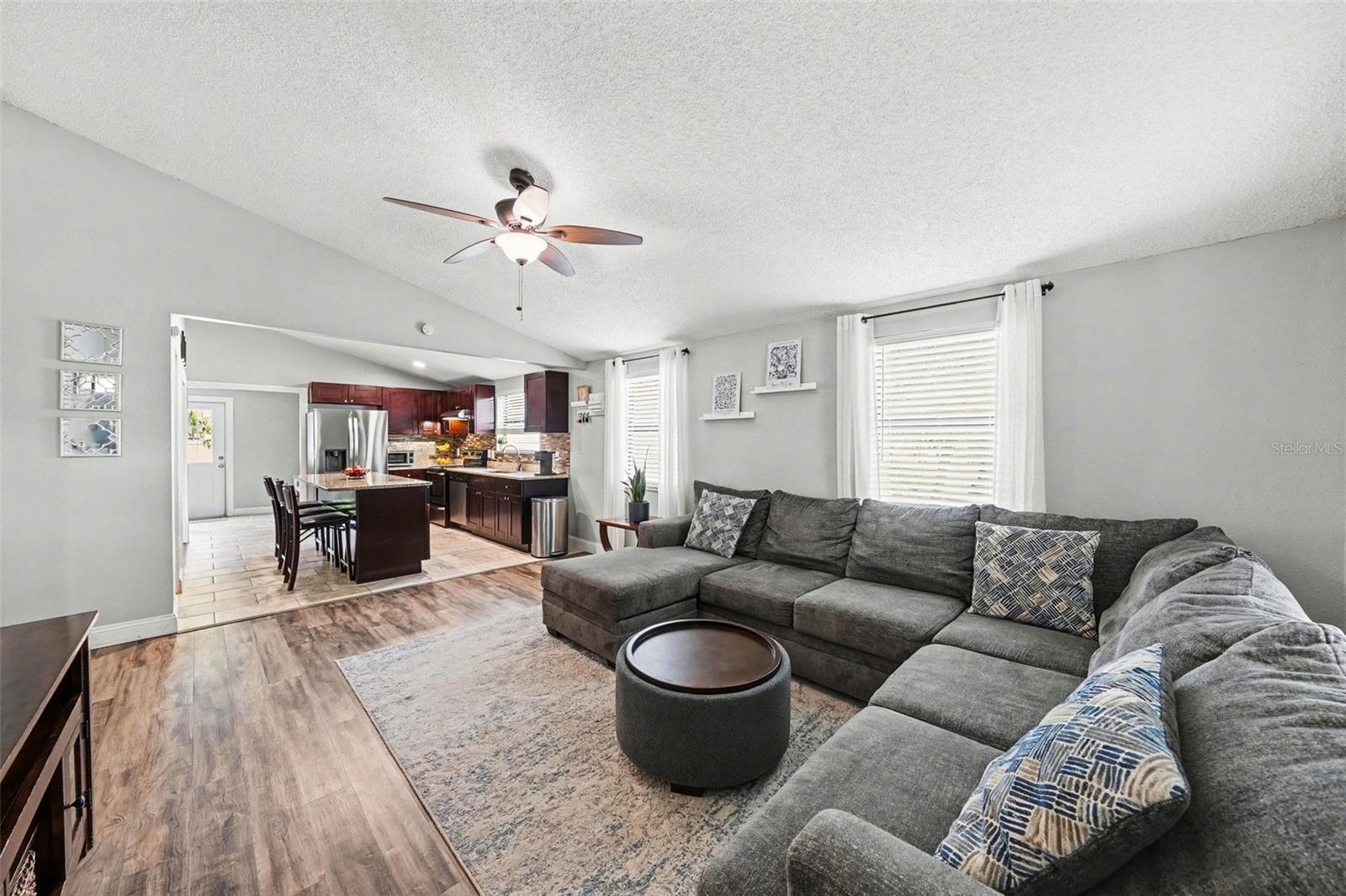 Image 8 of 30 For 6003 Himes Avenue