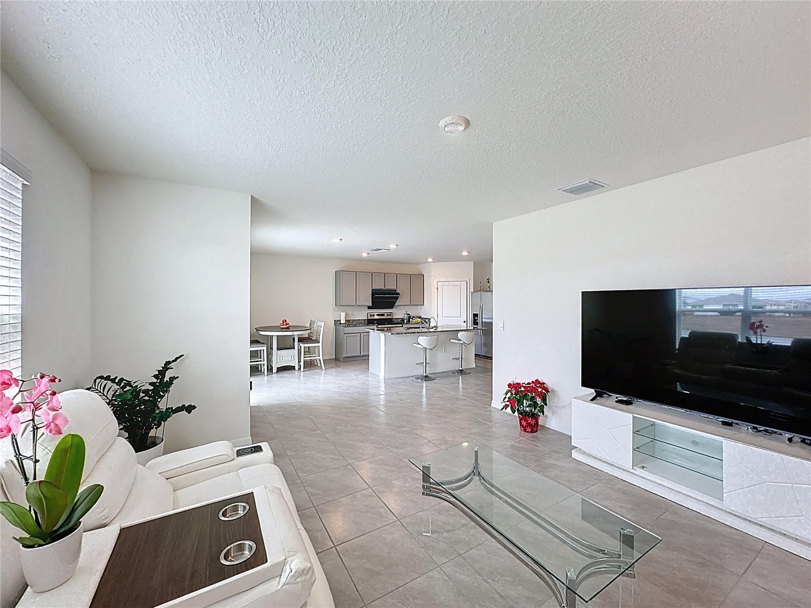 Image 14 of 43 For 8379 Ender Hills Drive