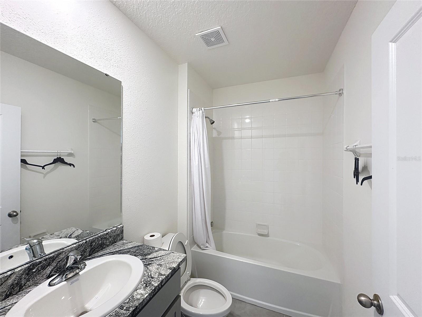 Image 32 of 43 For 8379 Ender Hills Drive