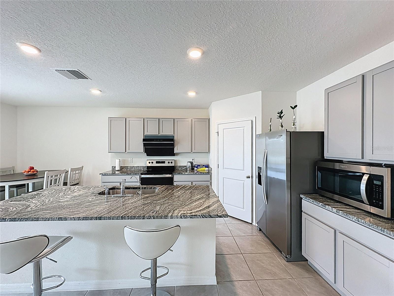 Image 9 of 43 For 8379 Ender Hills Drive