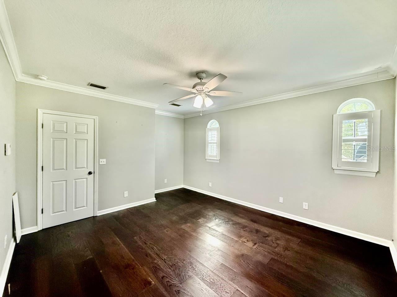 Image 20 of 39 For 505 Tampania Avenue 5