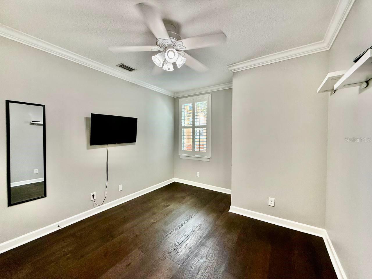 Image 29 of 39 For 505 Tampania Avenue 5