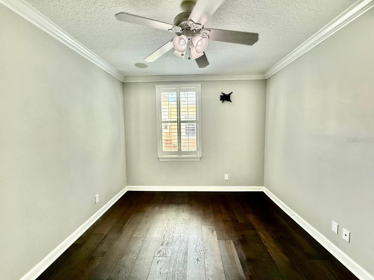 Image 32 of 39 For 505 Tampania Avenue 5