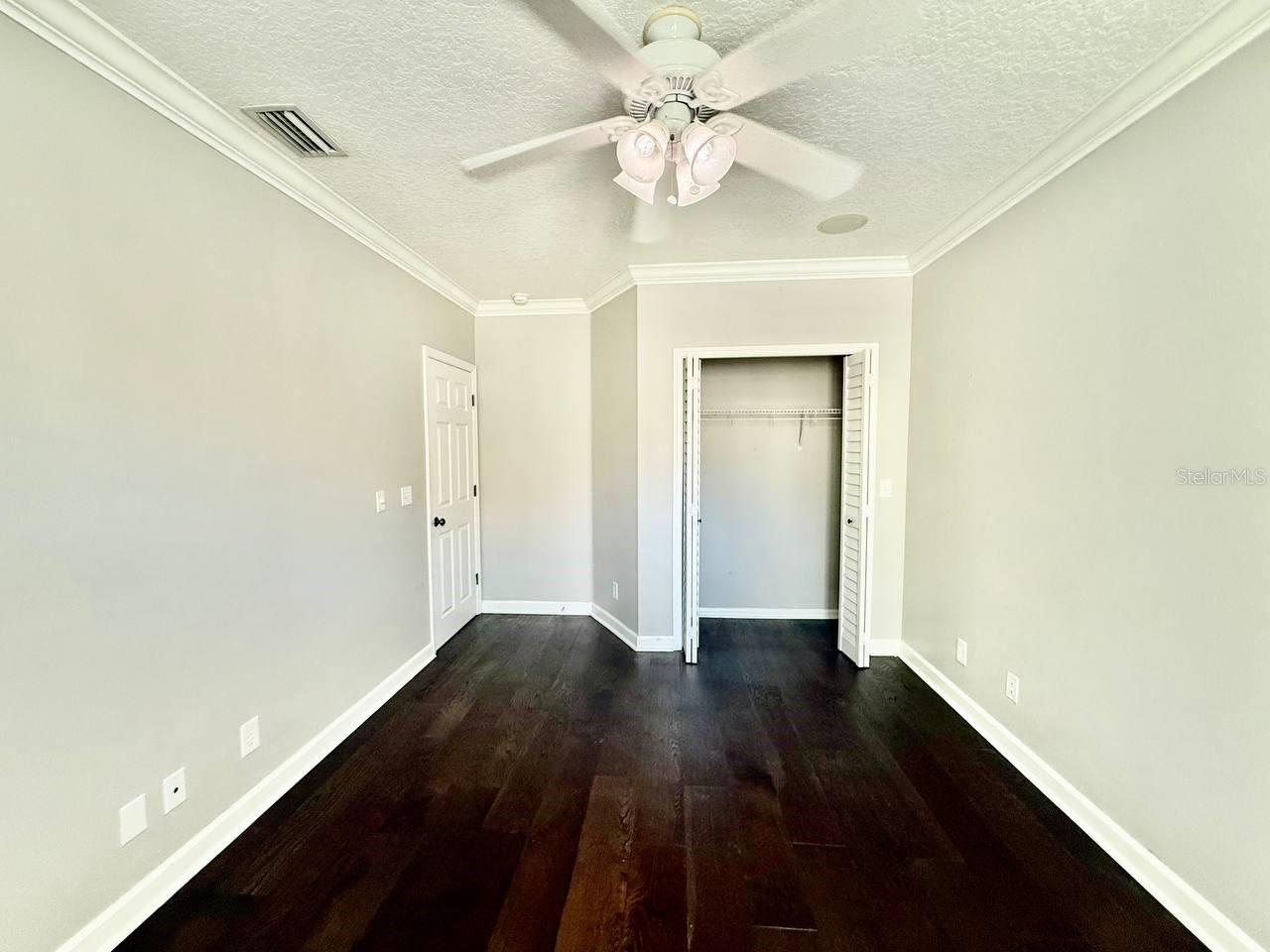 Image 34 of 39 For 505 Tampania Avenue 5