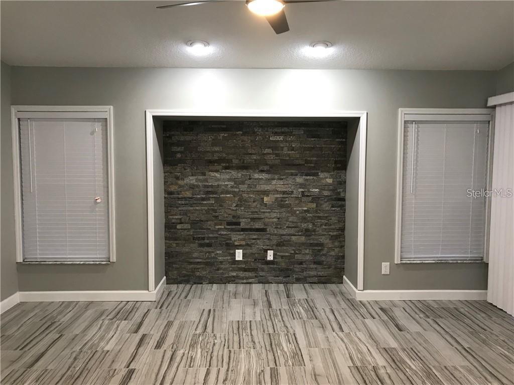 Image 11 of 30 For 1211 Dew Bloom Road