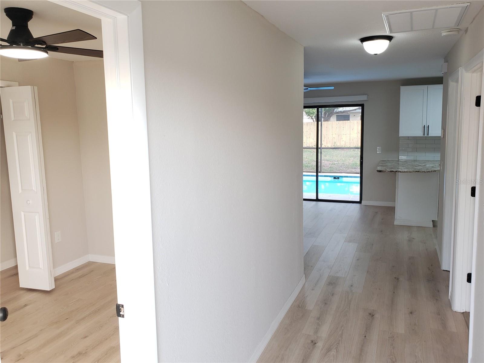 Image 18 of 26 For 4284 Everett Avenue