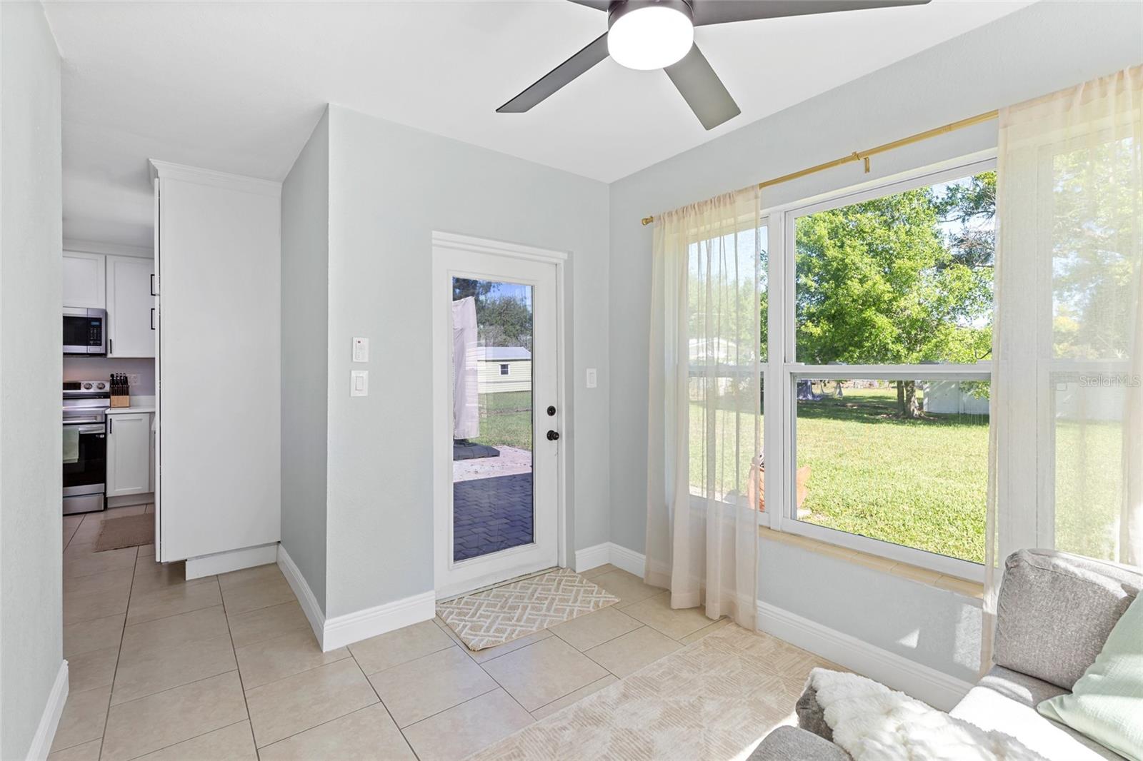 Image 21 of 49 For 1816 7th Street W