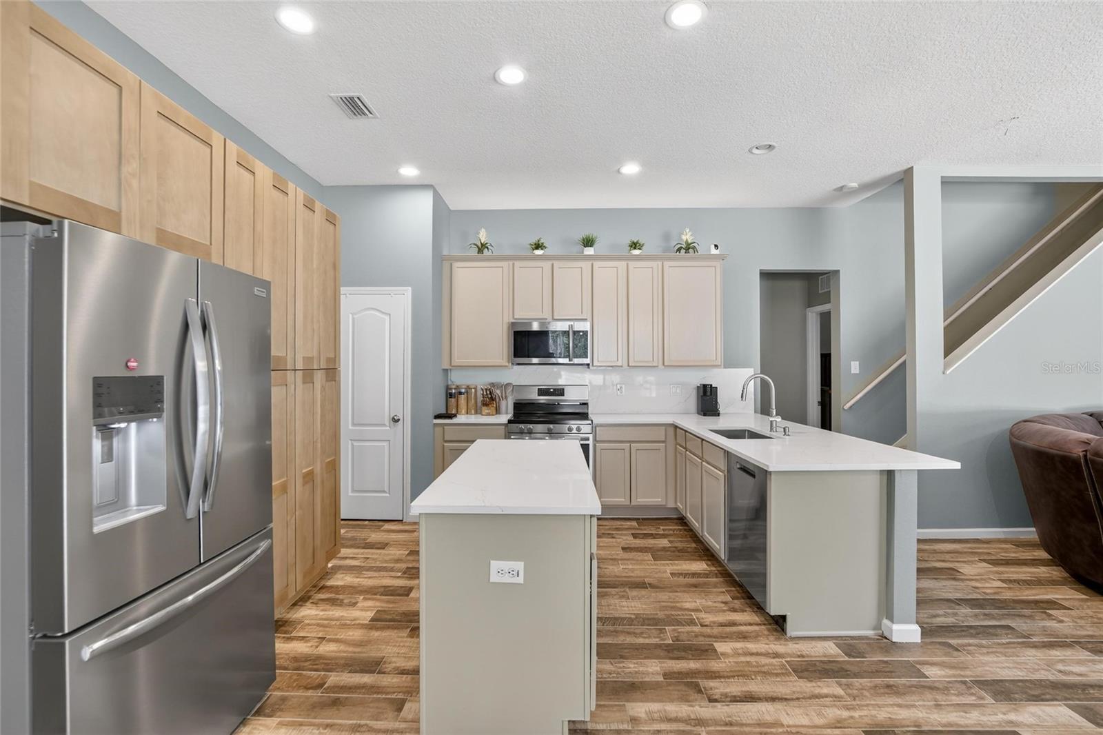 Image 18 of 56 For 5937 Riva Ridge Drive