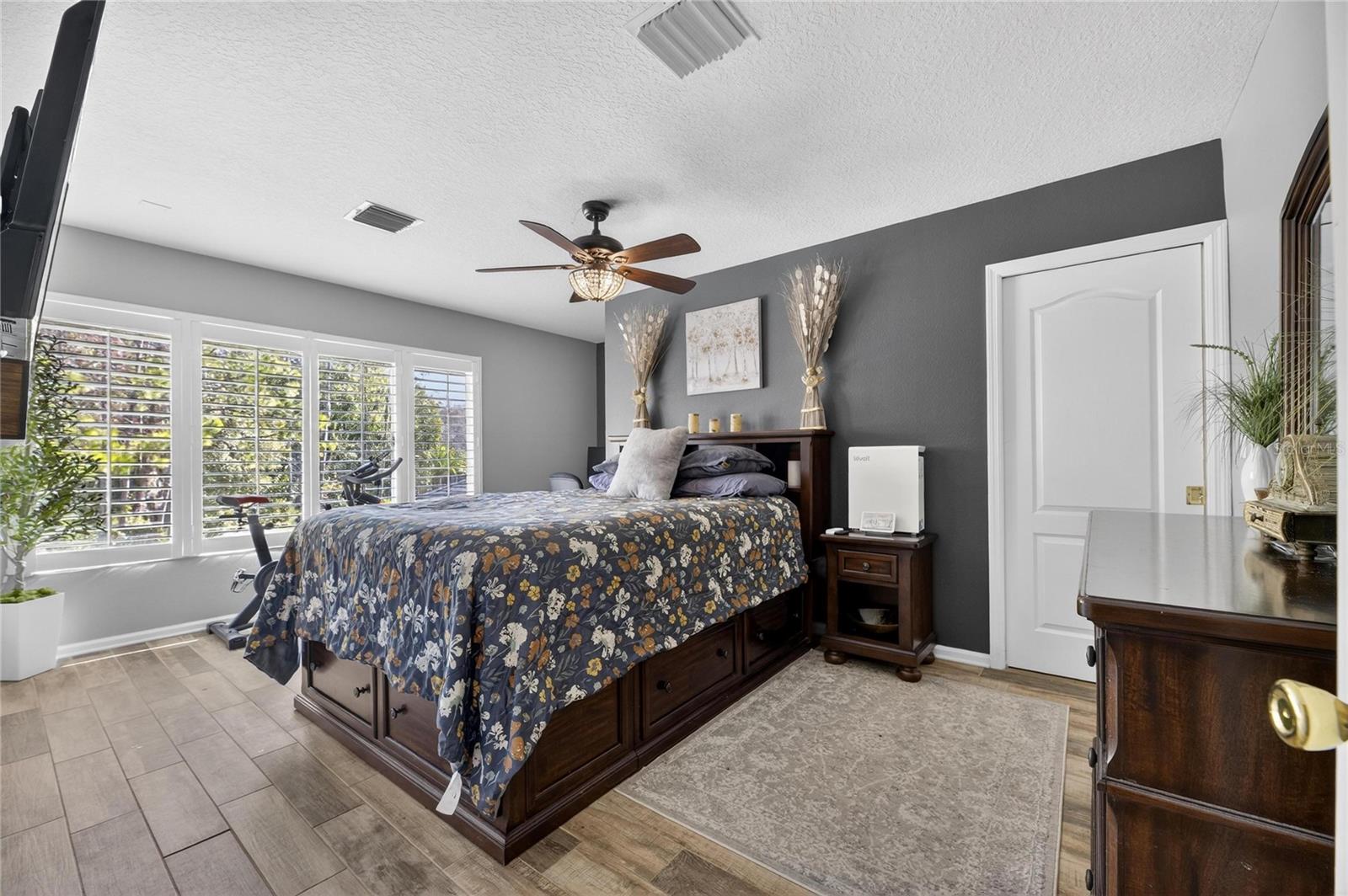 Image 38 of 56 For 5937 Riva Ridge Drive