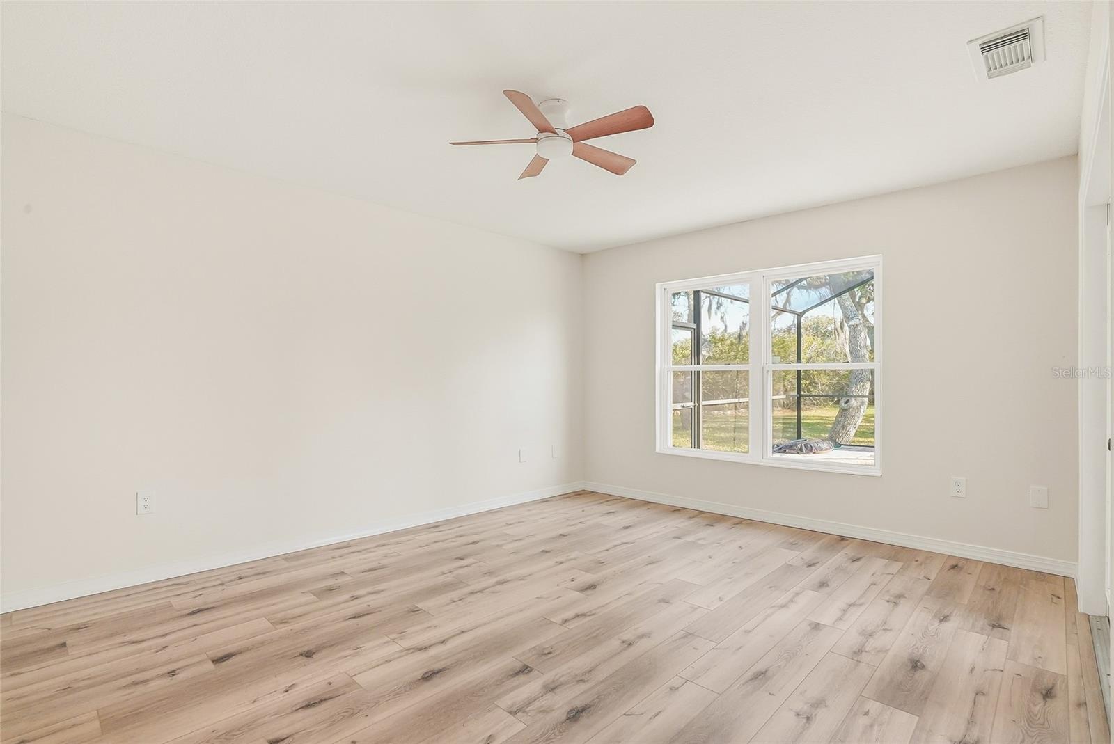 Image 16 of 42 For 4510 Rickover Court