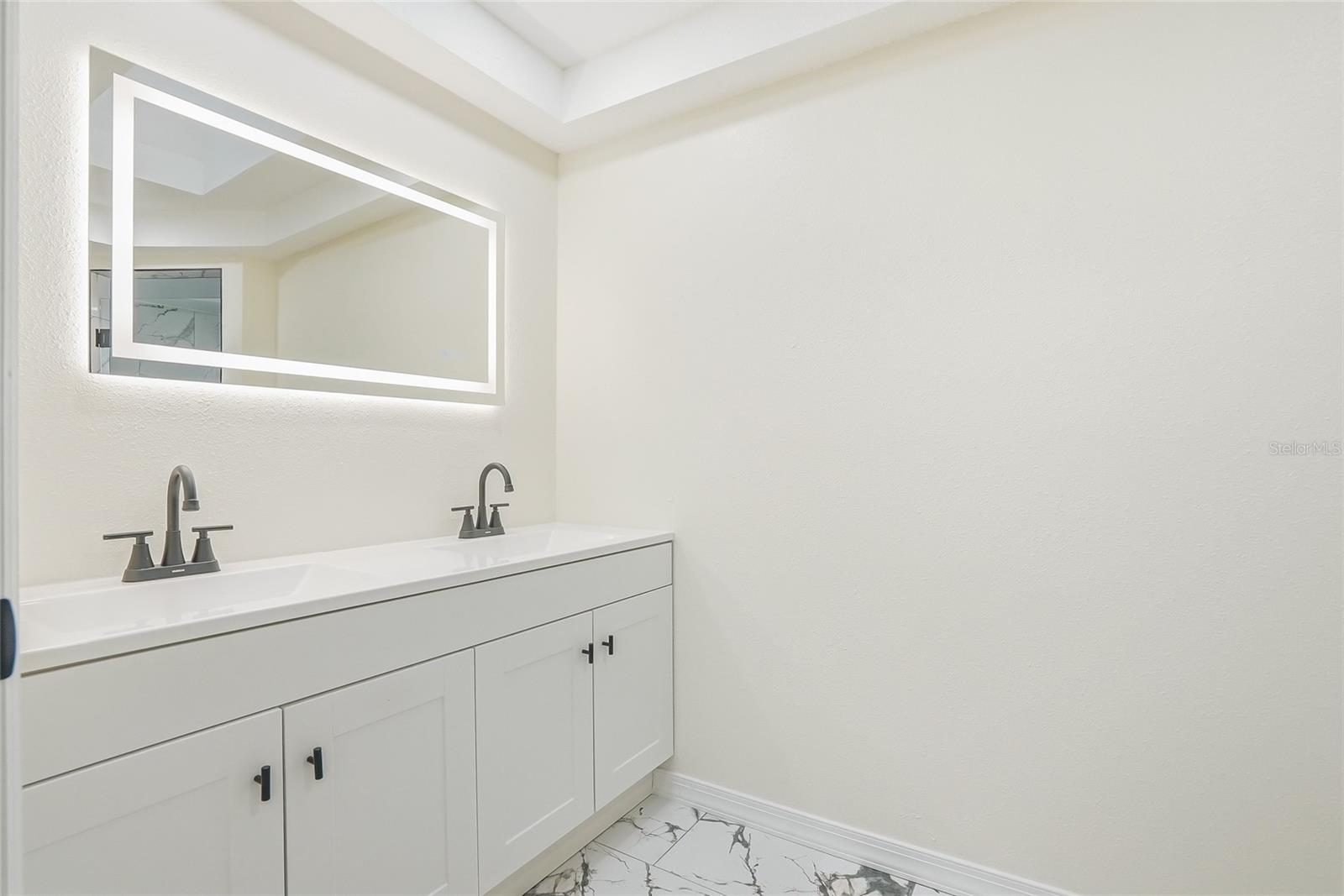 Image 18 of 42 For 4510 Rickover Court