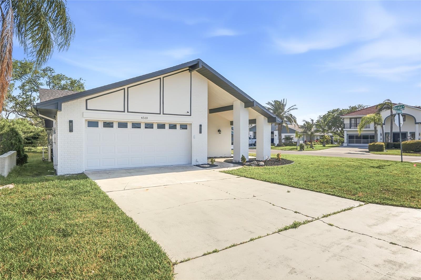 Image 37 of 42 For 4510 Rickover Court