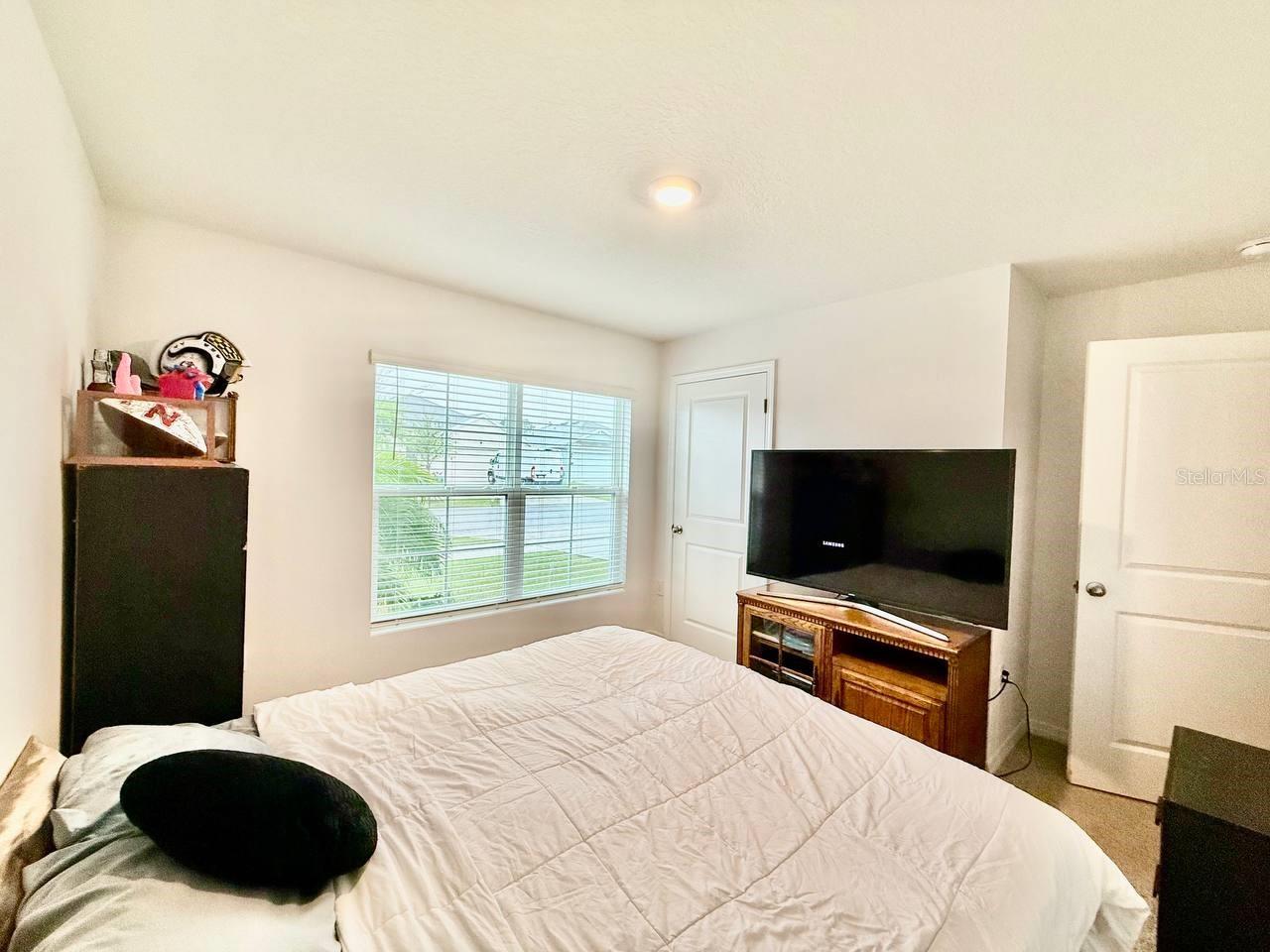 Image 13 of 25 For 1026 Golden Shiner Avenue