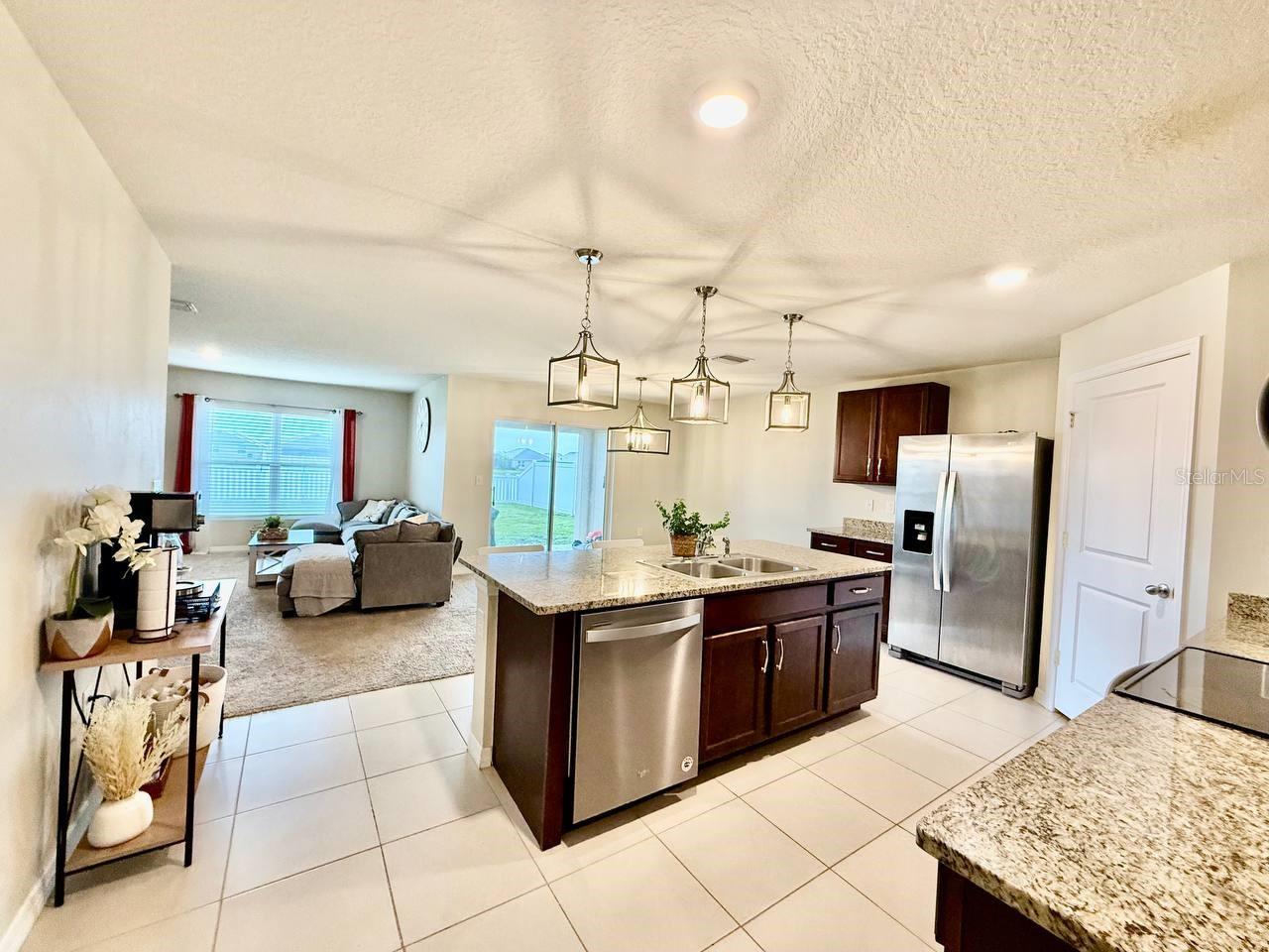 Image 4 of 25 For 1026 Golden Shiner Avenue