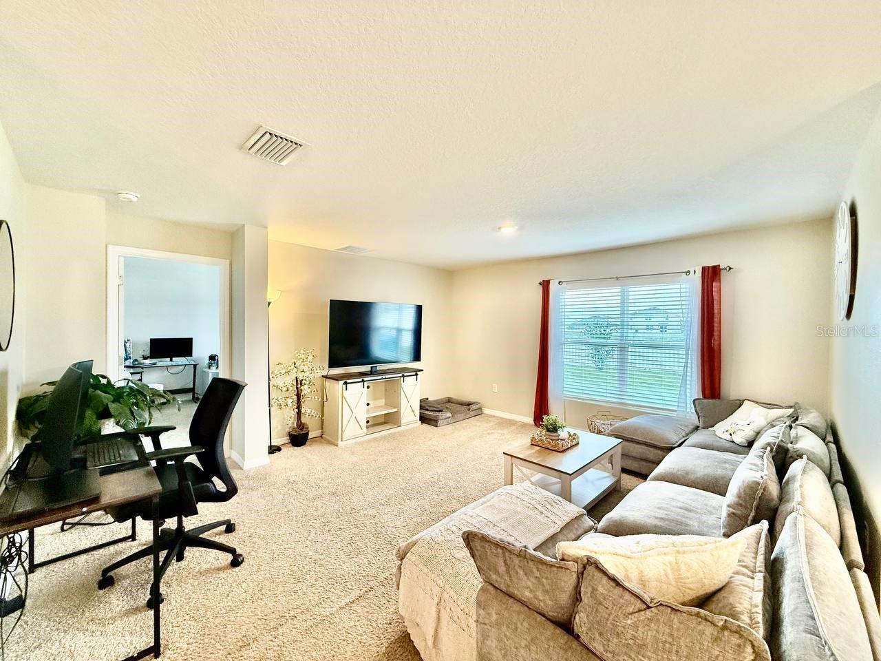 Image 9 of 25 For 1026 Golden Shiner Avenue