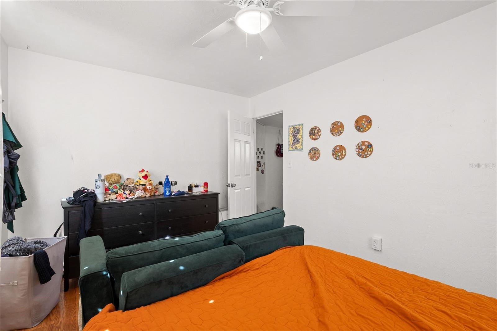 Image 16 of 24 For 1349 Young Avenue