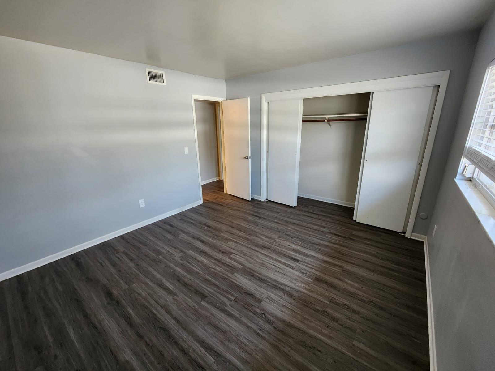 Image 10 of 17 For 2501 Renatta Drive 4