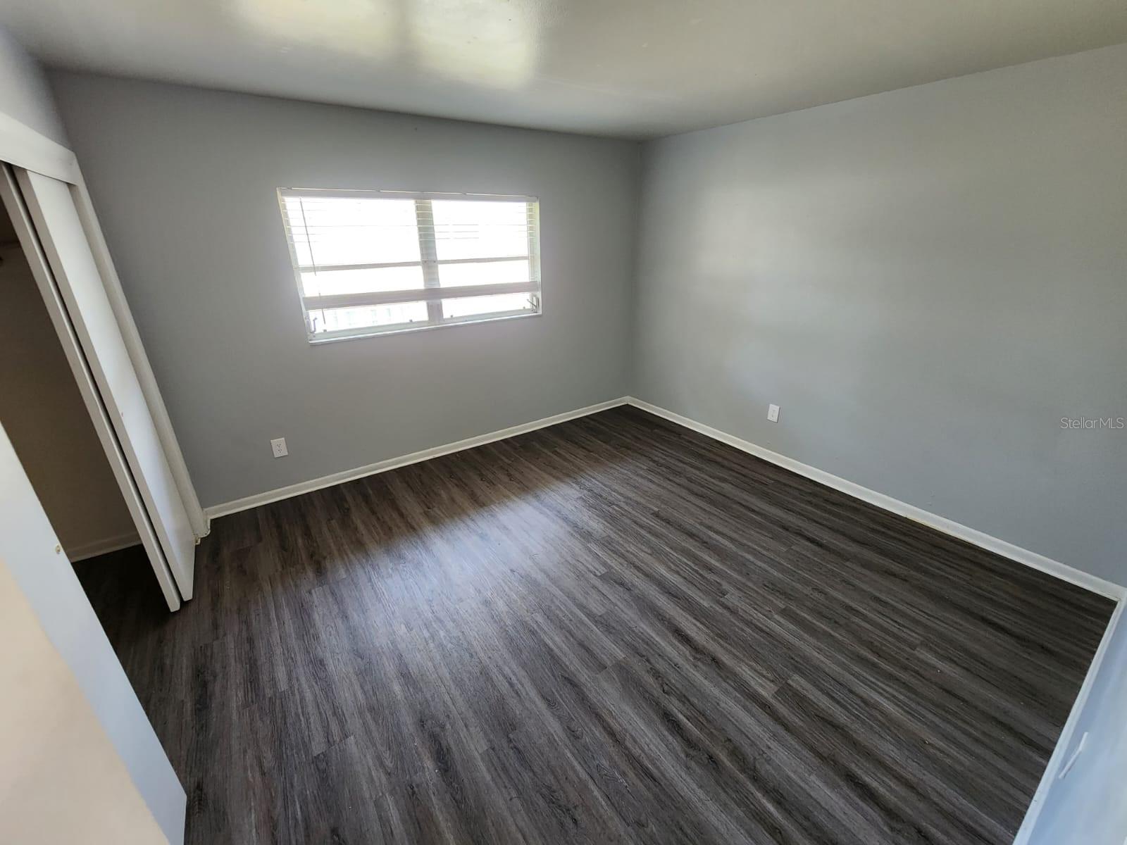 Image 11 of 17 For 2501 Renatta Drive 4